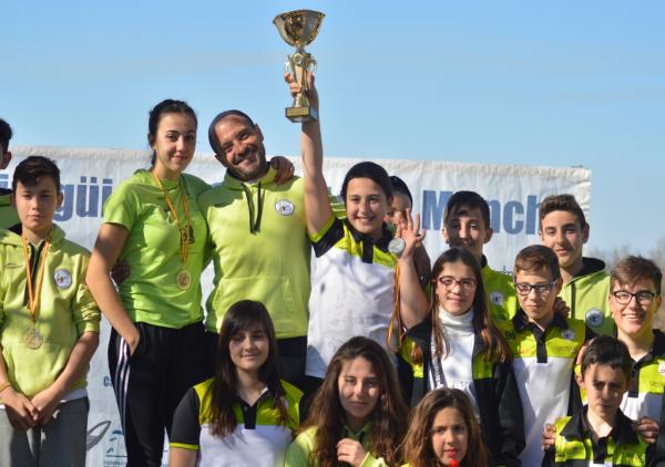 IMPARABLE ACTIVIDAD DEL CLUB