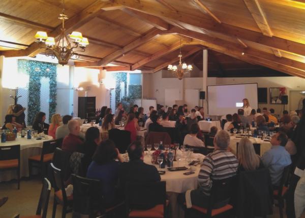 MAGNÍFICO AMBIENTE EN LA COMIDA DEL CLUB