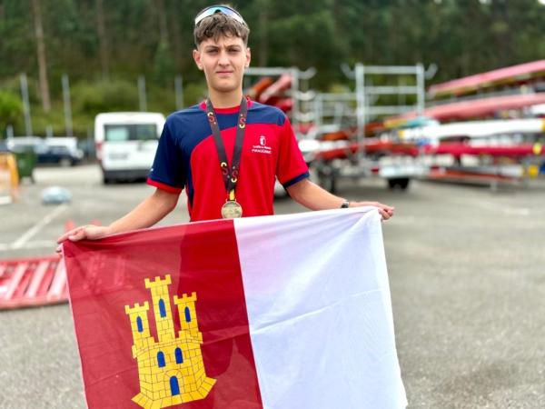 Mateo Pérez Lozano se proclama campeón de España en la distancia olímpica de K1 500
